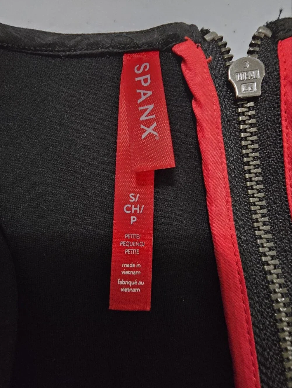 Spanx The Perfect Jumpsuit Black Women's Small Petite Sleeveless - Picture 10 of 11